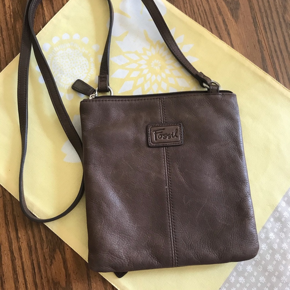 FOSSIL Brown Leather Crossbody 8”x8” LIKE NEW!